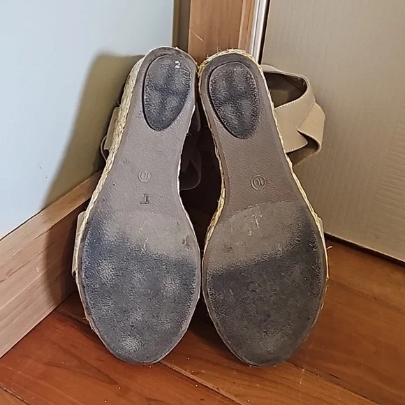 MIA size 10 heeled sandals - Picture 6 of 6